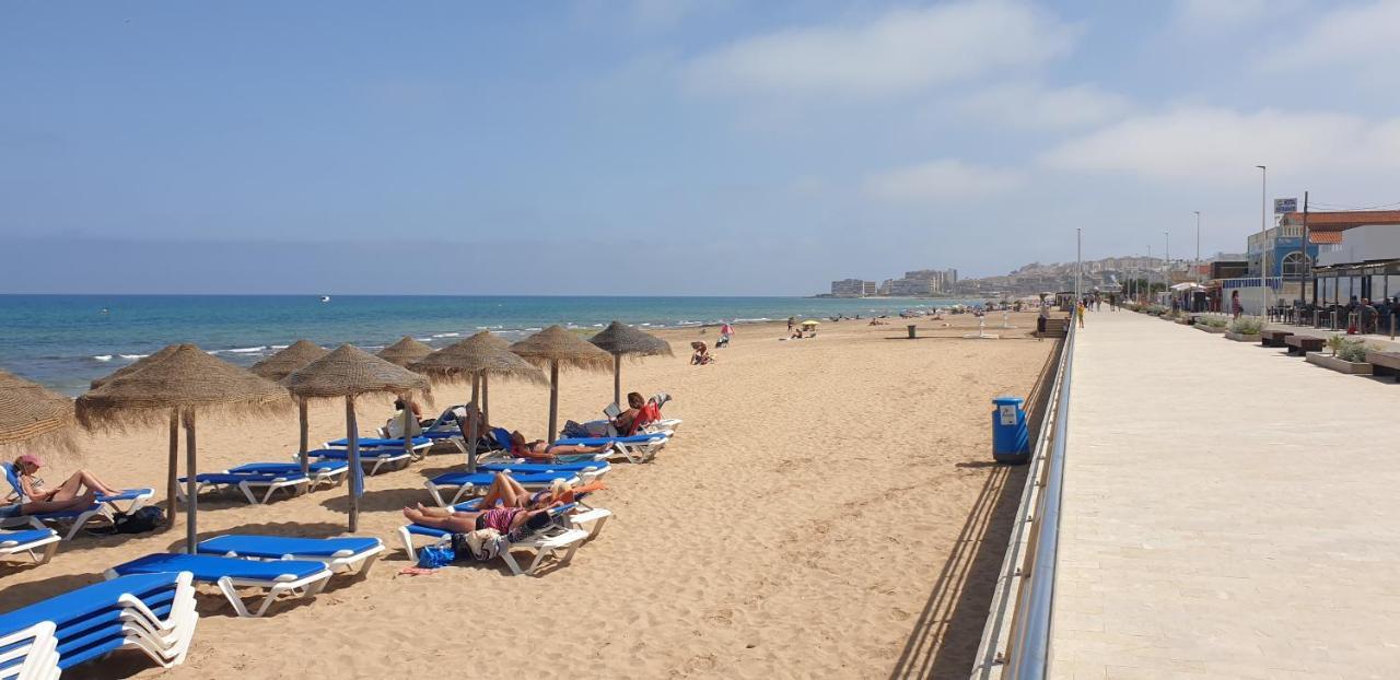 Costa Blanka Resident Apartman Torrevieja Ngoại thất bức ảnh