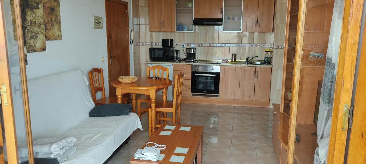 Costa Blanka Resident Apartman Torrevieja Ngoại thất bức ảnh
